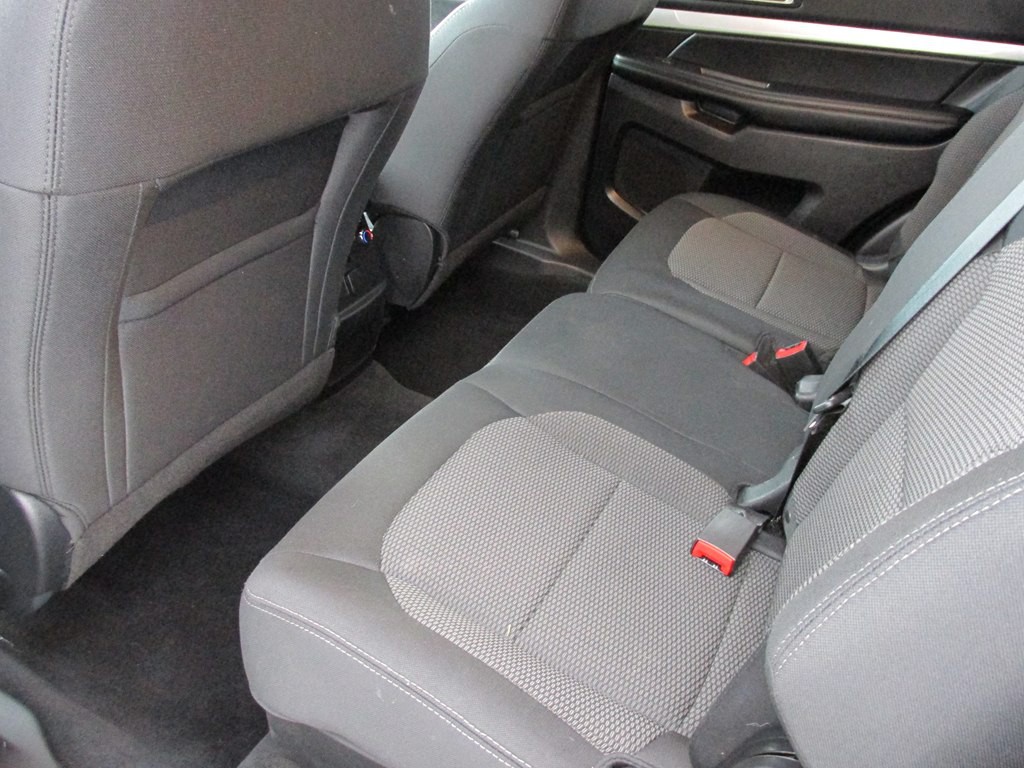 2017 Ford Explorer Image 10