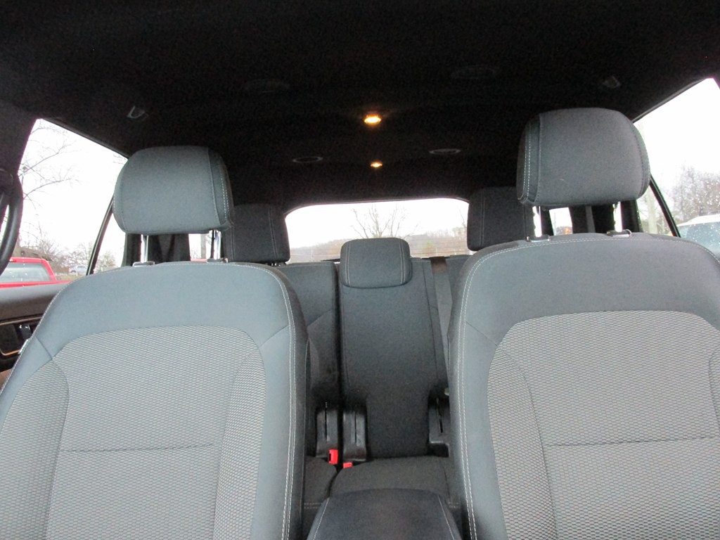 2017 Ford Explorer Image 11