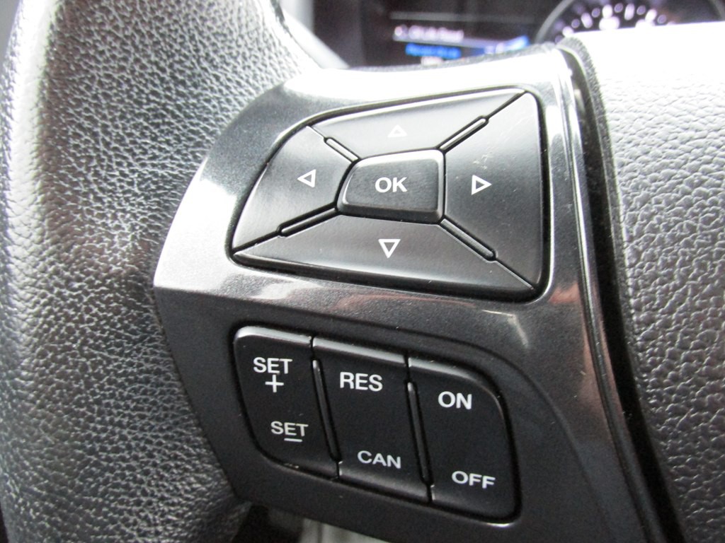 2017 Ford Explorer Image 16