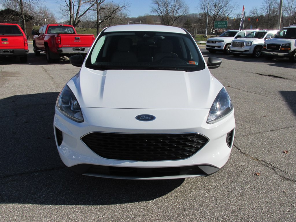 2022 Ford Escape Image 3