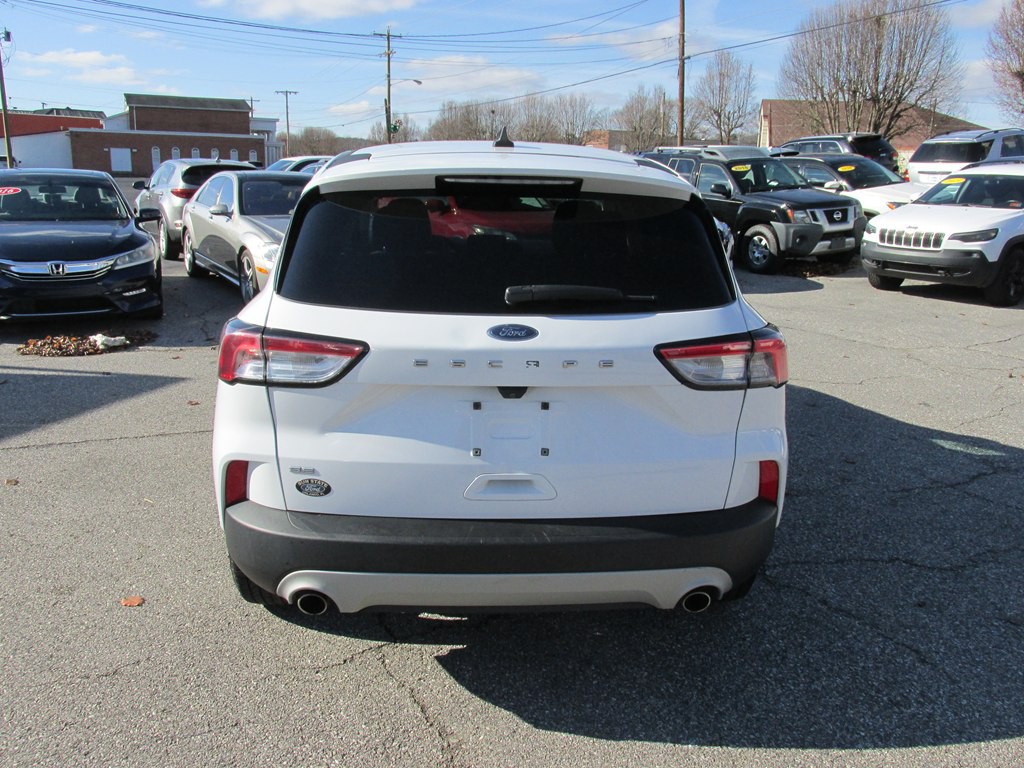 2022 Ford Escape Image 5
