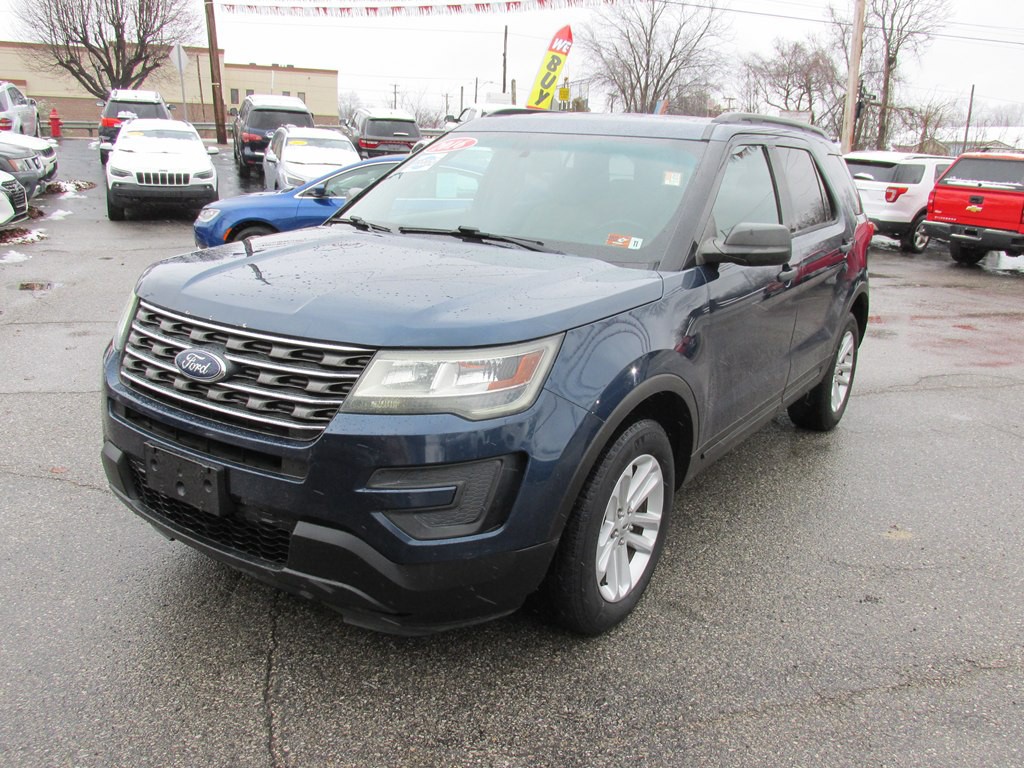 2016 Ford Explorer Image 1