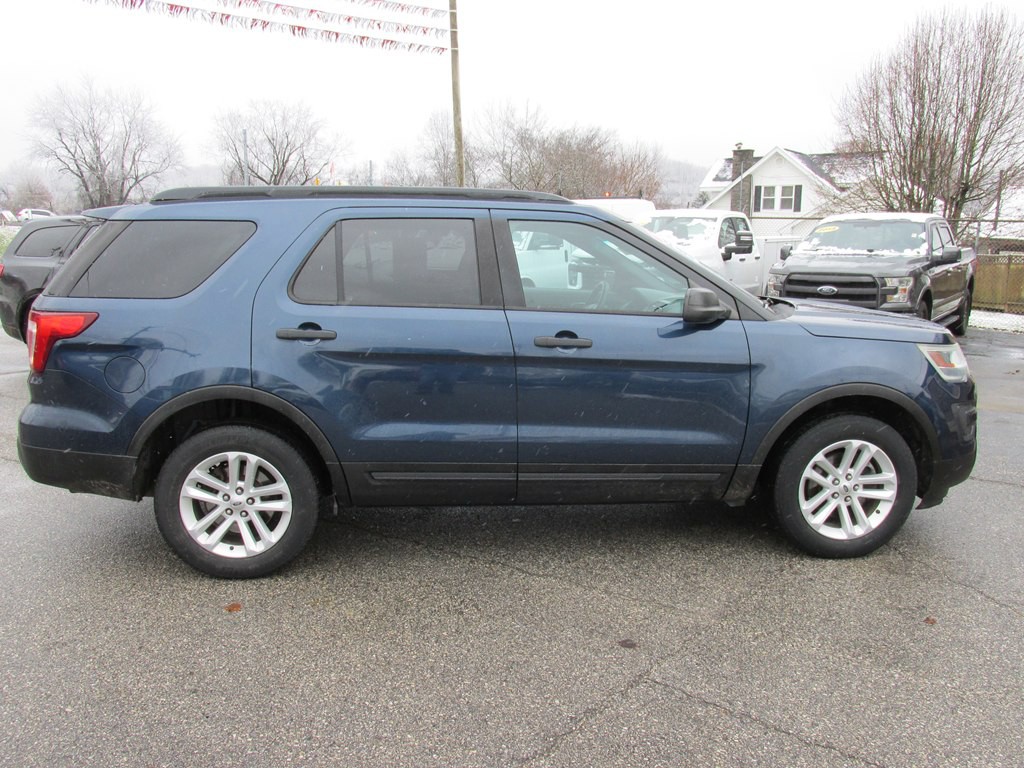 2016 Ford Explorer Image 4