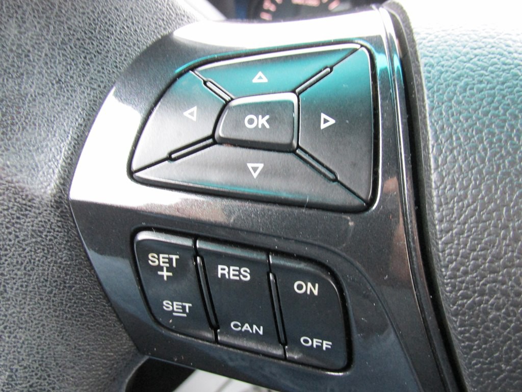 2016 Ford Explorer Image 16