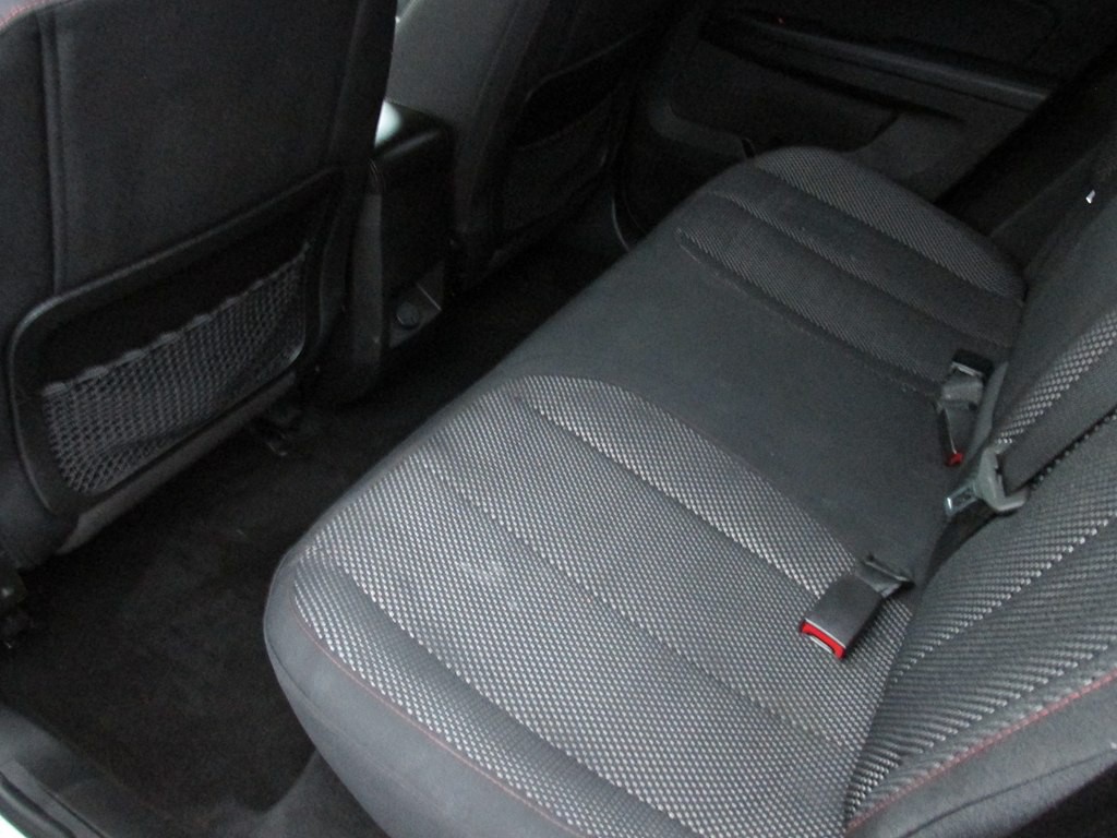 2016 GMC Terrain Image 9