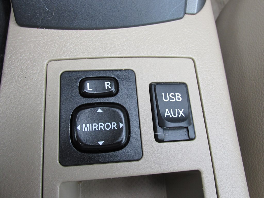 2012 Toyota Rav4 Image 15