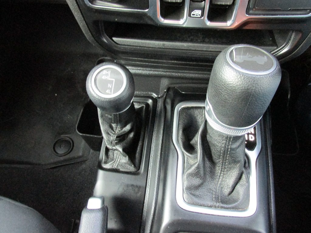 2023 Jeep Wrangler Image 12