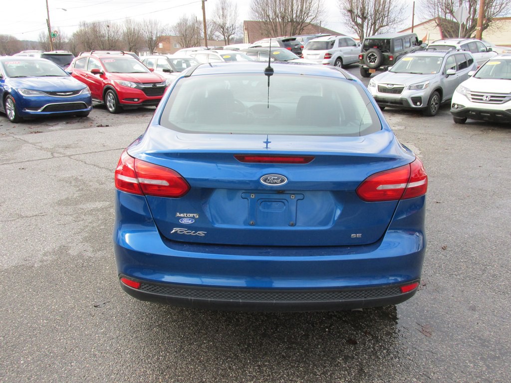 2018 Ford Focus Image 5