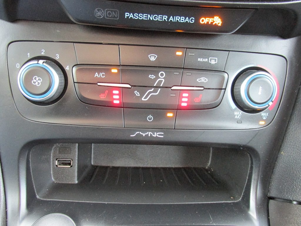 2018 Ford Focus Image 12