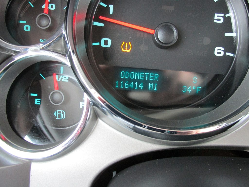 2013 GMC Sierra Image 2