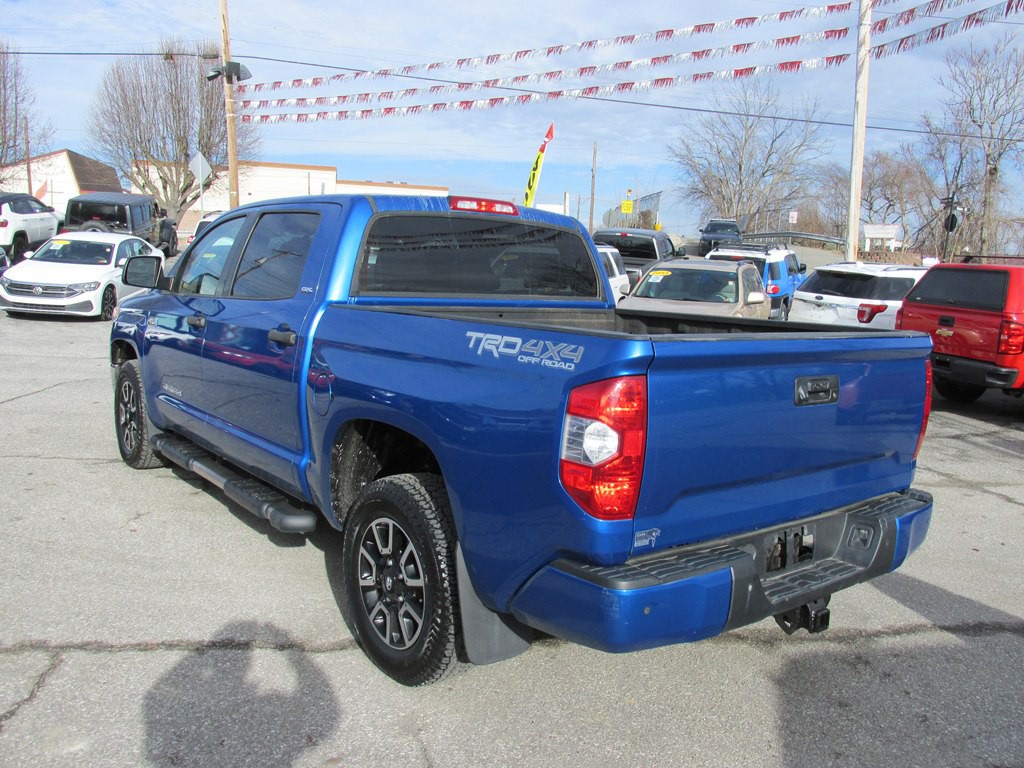 2017 Toyota Tundra Image 6