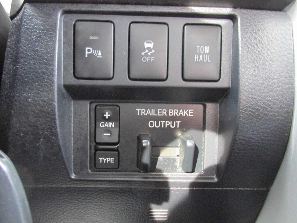 2017 Toyota Tundra Image 14