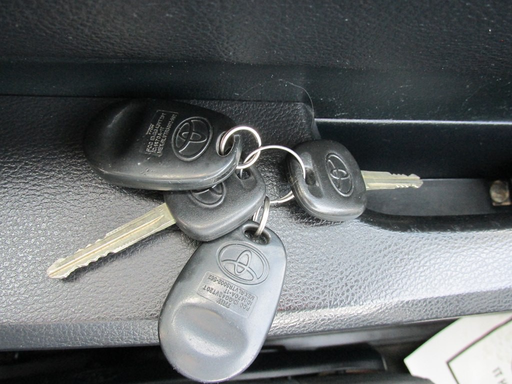 2017 Toyota Tundra Image 18