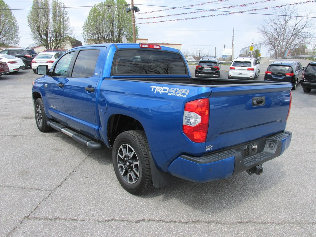 2017 Toyota Tundra Image 5