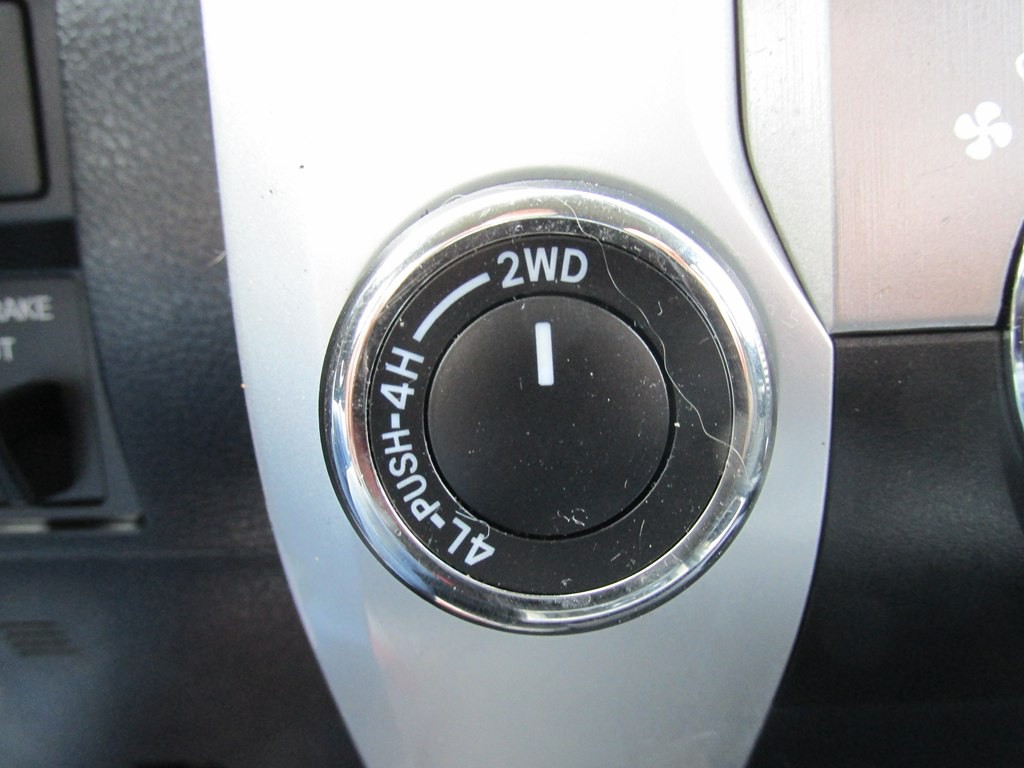 2017 Toyota Tundra Image 13