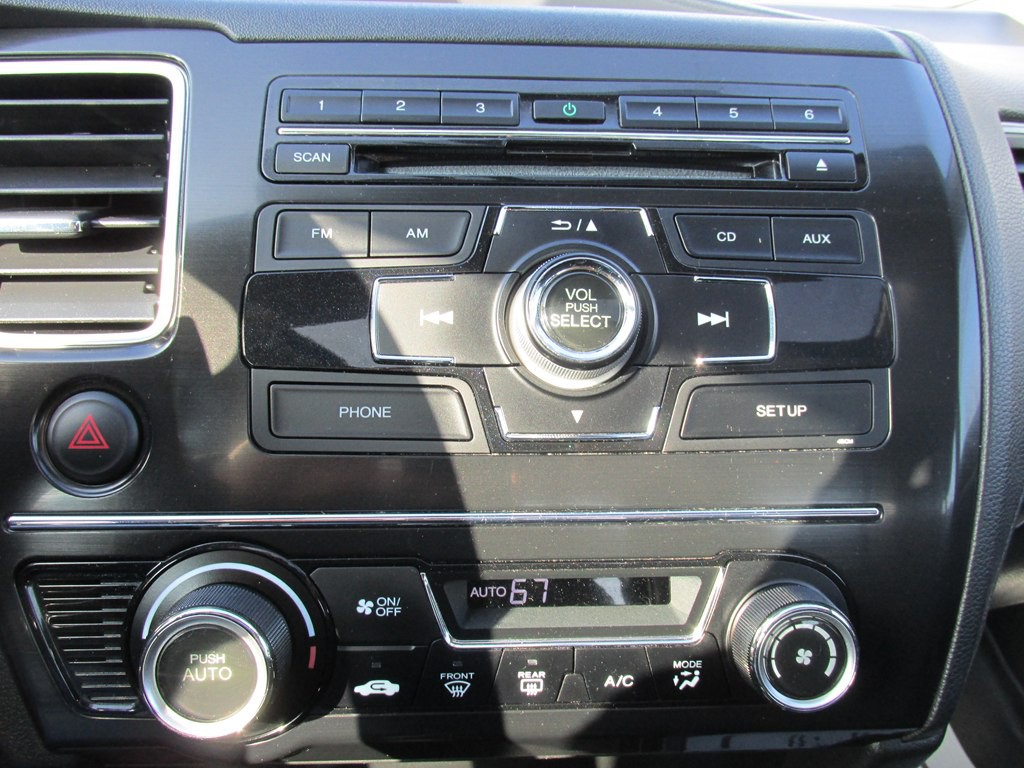 2013 Honda Civic Image 12