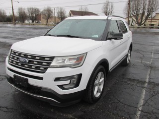 Image for 2017 Ford Explorer XLT ID: 7118177