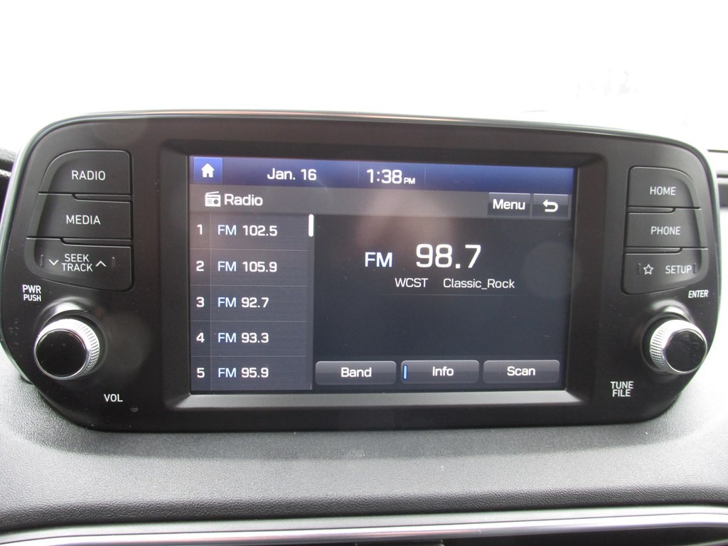 2019 Hyundai Santa Fe Image 12