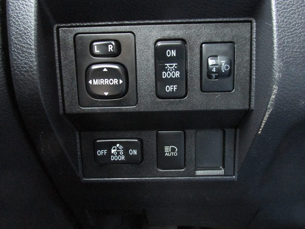 2018 Toyota Tundra Image 14