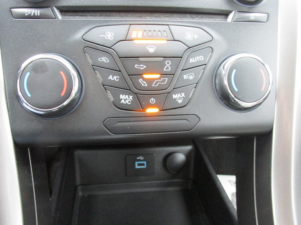 2018 Ford Fusion Image 12