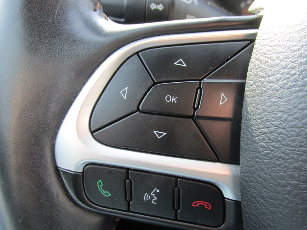 2018 Jeep Compass Image 15