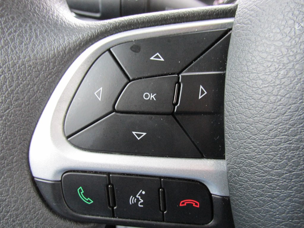 2020 Jeep Renegade Image 16