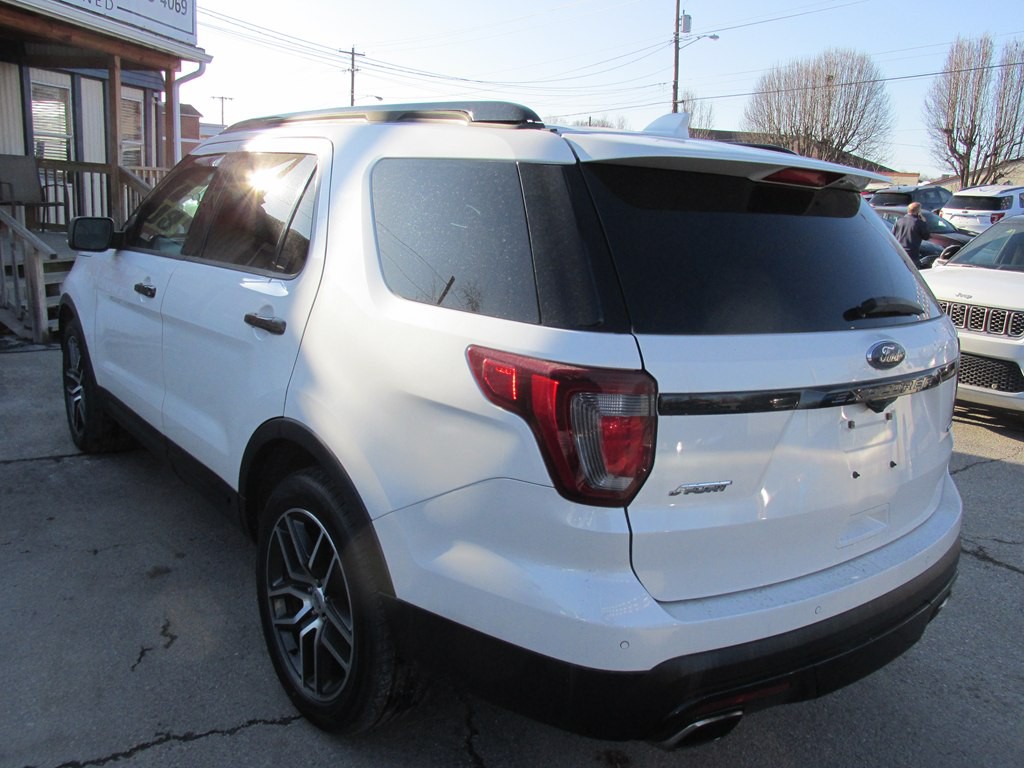 2016 Ford Explorer Image 6