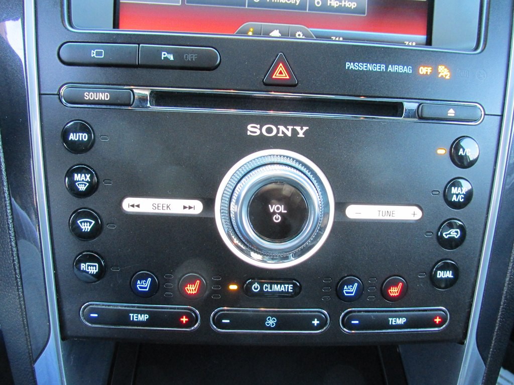 2016 Ford Explorer Image 15