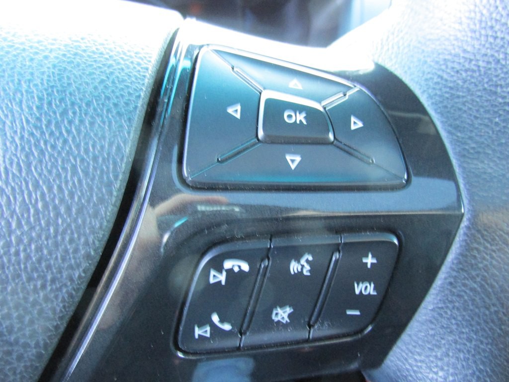 2016 Ford Explorer Image 19