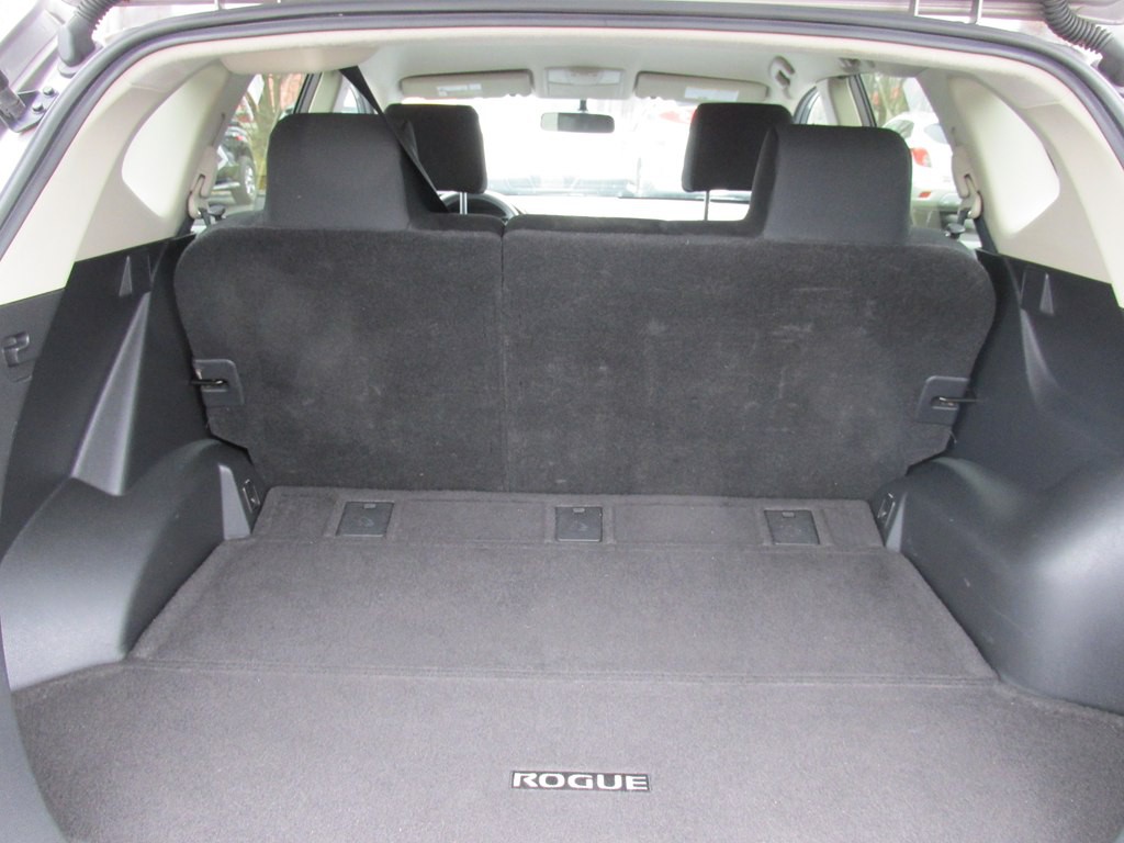 2015 Nissan Rogue Image 6