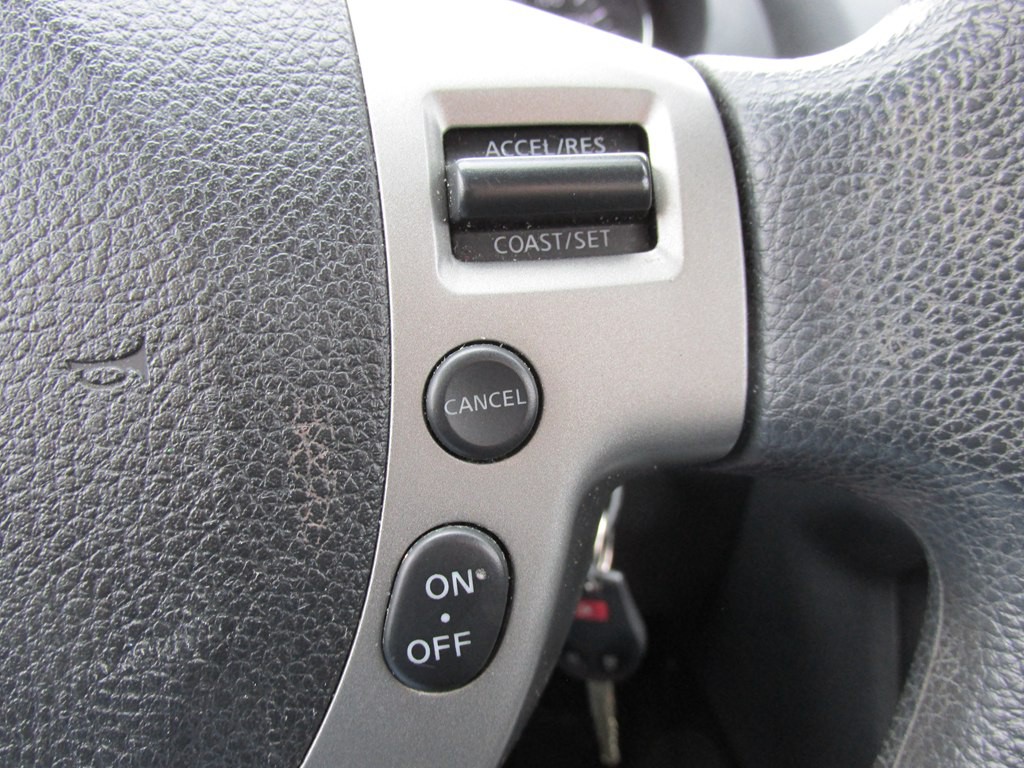 2015 Nissan Rogue Image 14