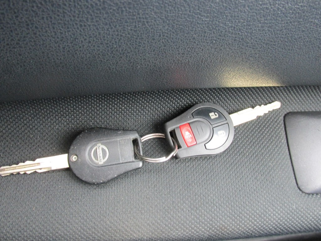 2015 Nissan Rogue Image 16