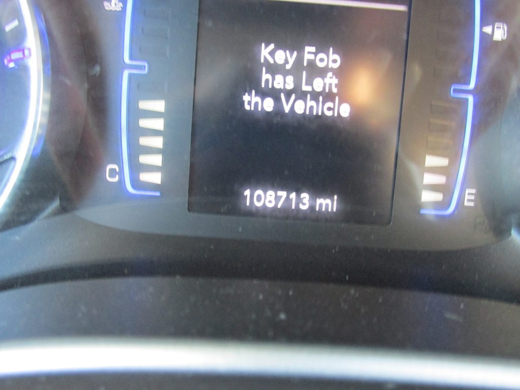 2017 Chrysler Pacifica Image 7