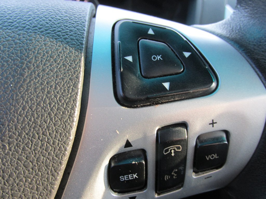 2015 Ford Explorer Image 18