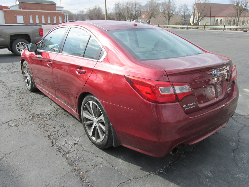2015 Subaru Legacy Image 5