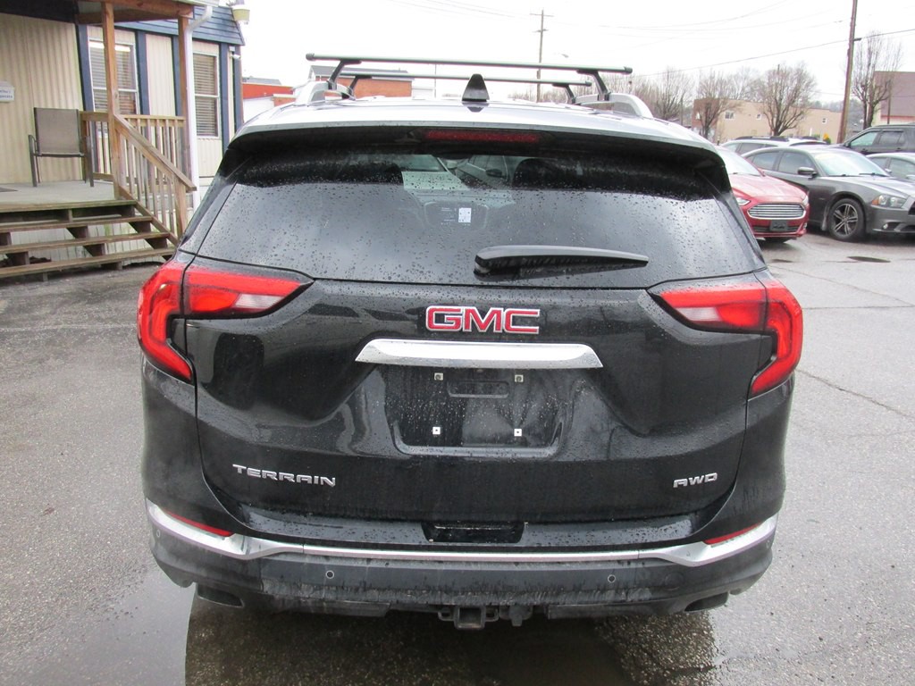 2018 GMC Terrain Image 4
