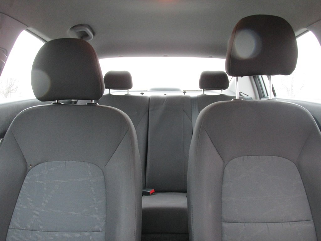 2017 Kia Rio Image 10