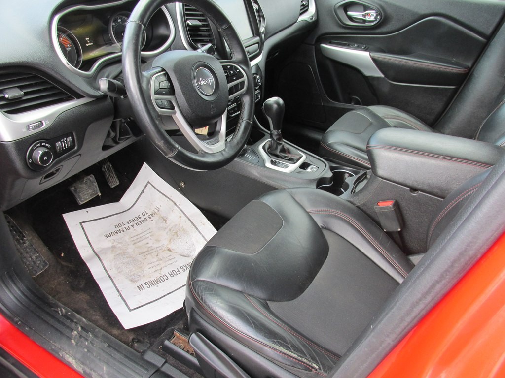 2017 Jeep Cherokee Image 8