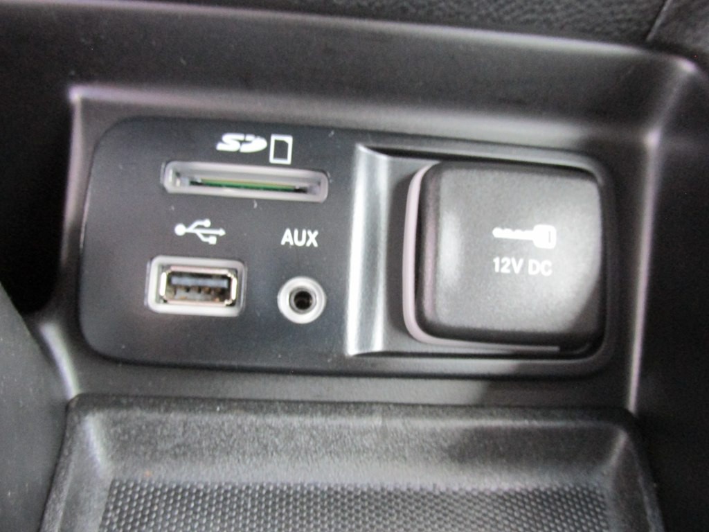 2017 Jeep Cherokee Image 13