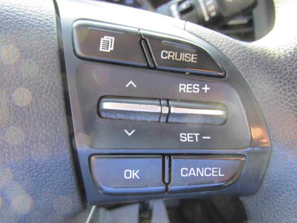 2020 Hyundai Elantra Image 13