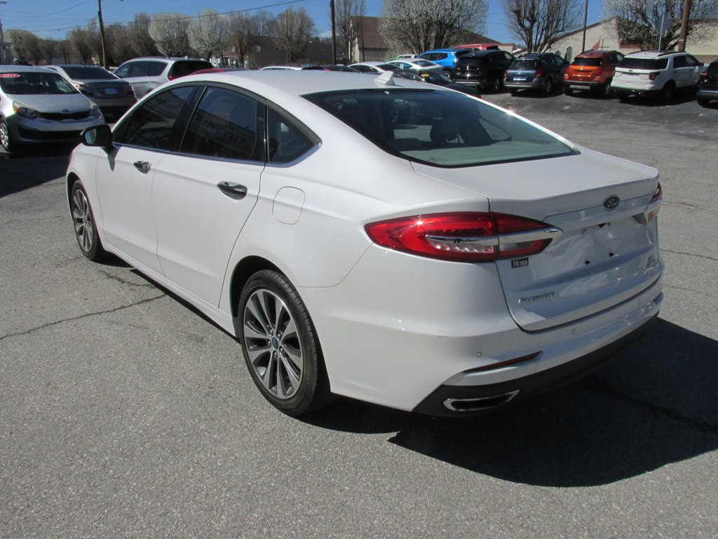 2019 Ford Fusion Image 5