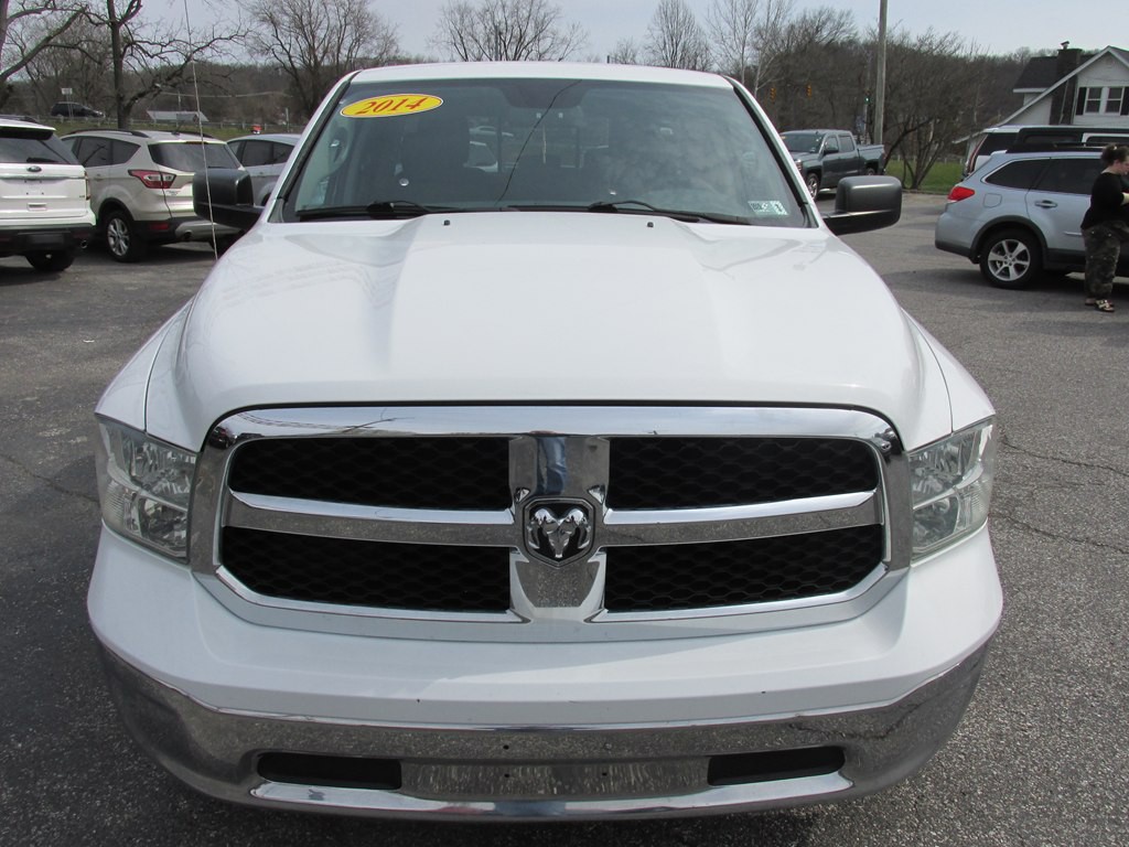 2014 RAM 1500 Image 2