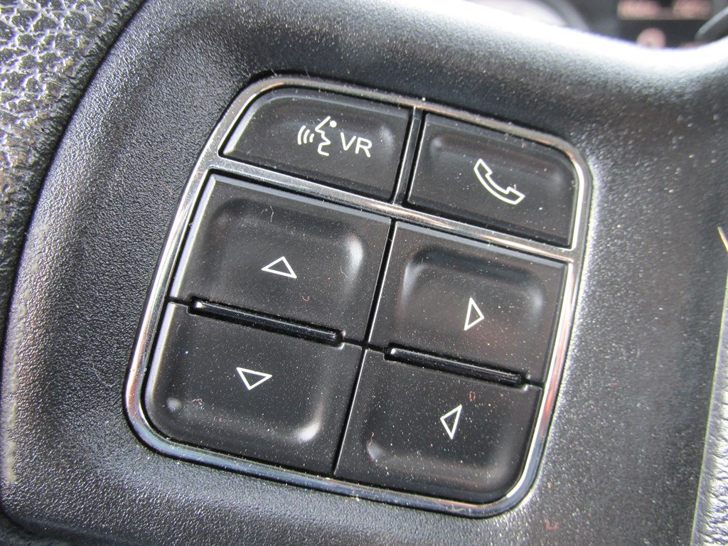 2014 RAM 1500 Image 15