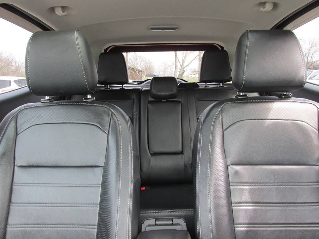 2018 Ford Econoline Image 10