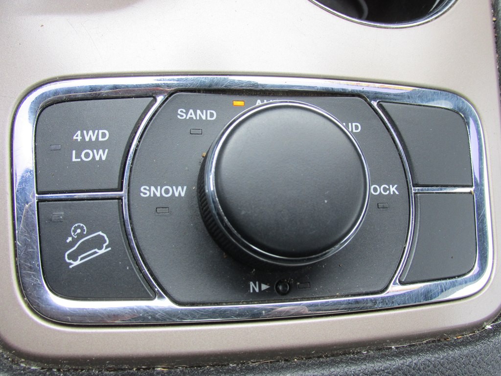 2014 Jeep Grand Cherokee Image 16