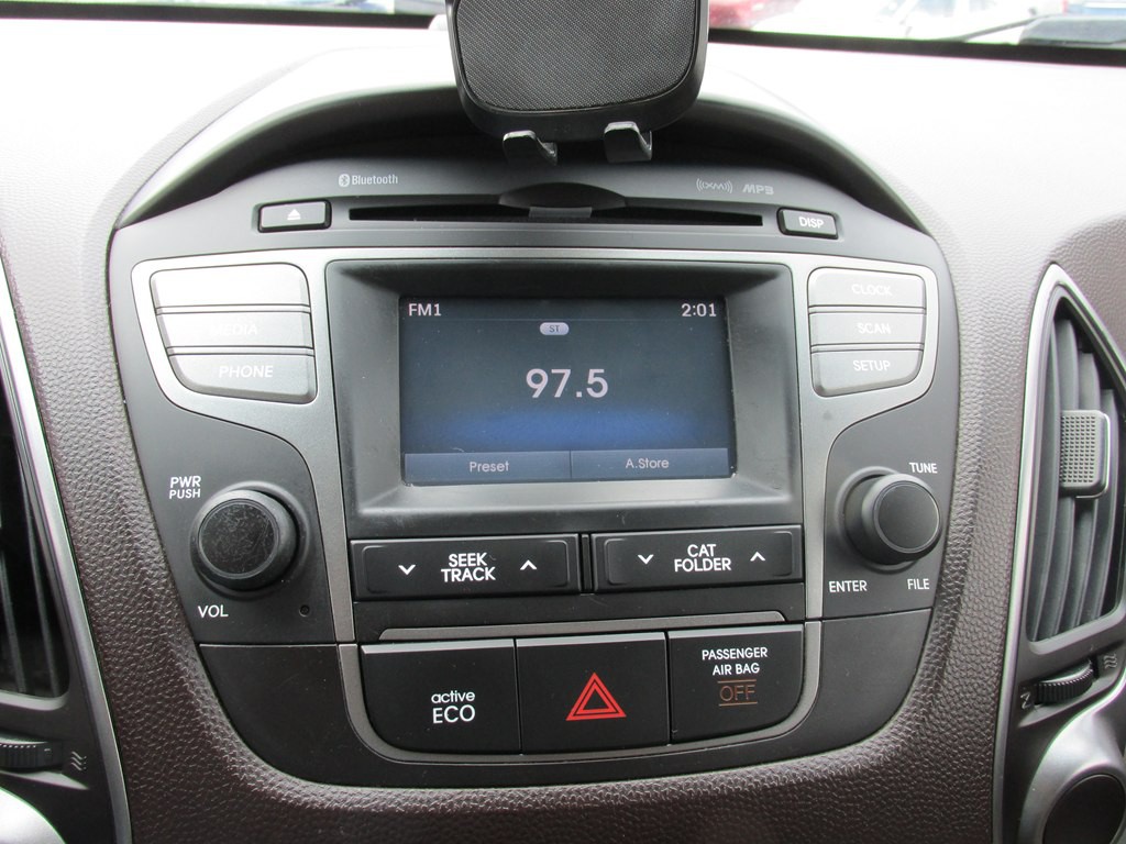 2015 Hyundai Tucson Image 12