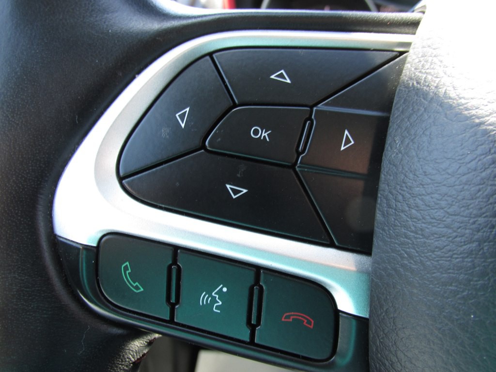 2019 Jeep Compass Image 16