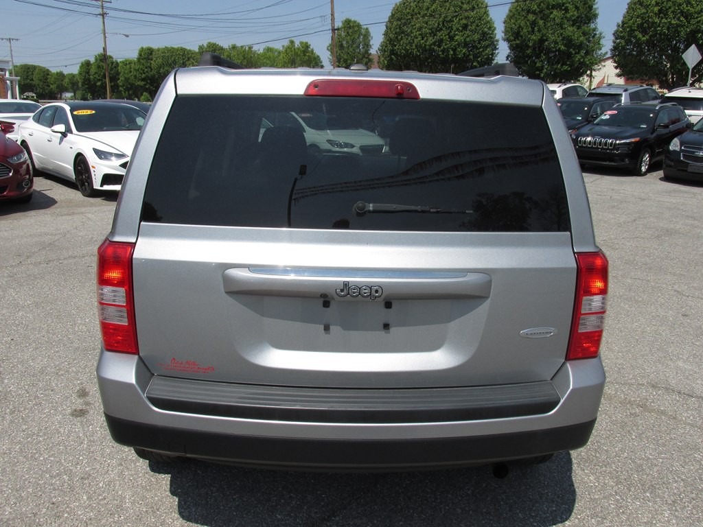 2016 Jeep Patriot Image 4