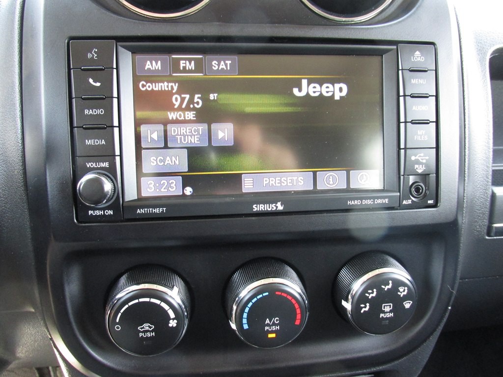 2016 Jeep Patriot Image 12