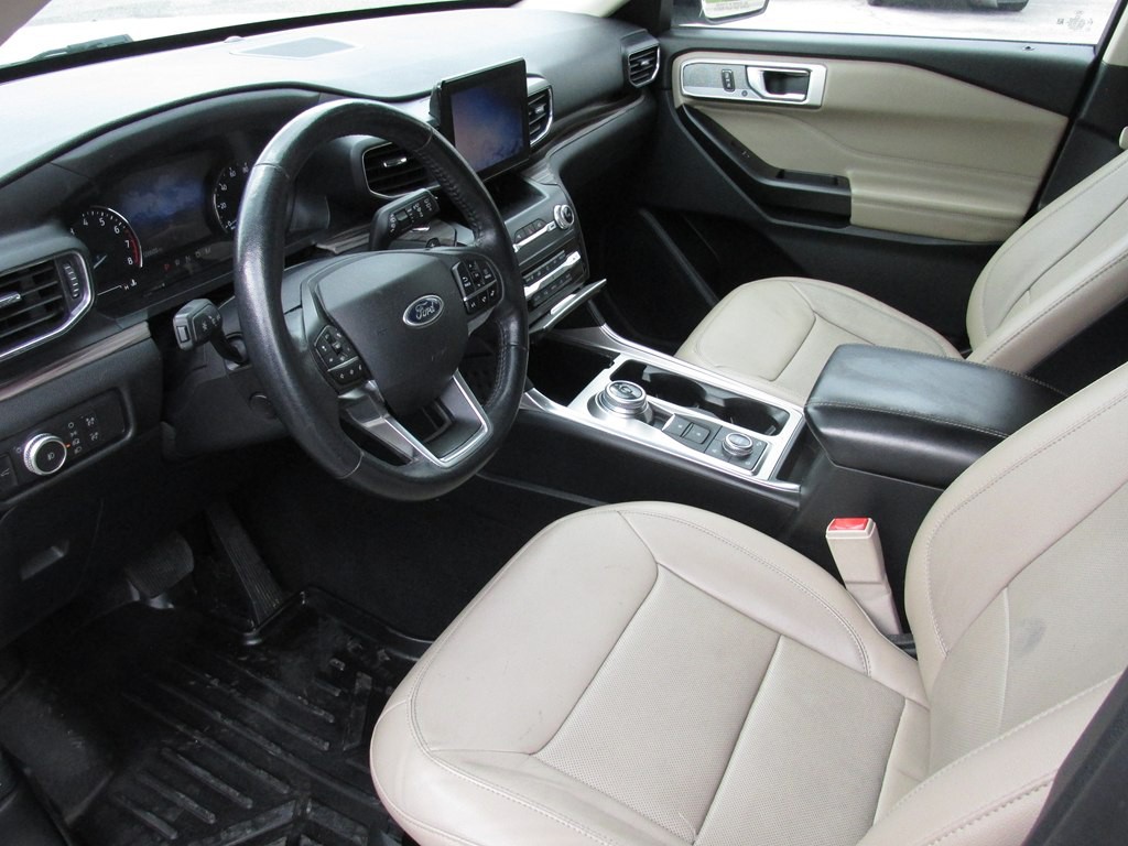 2020 Ford Explorer Image 9